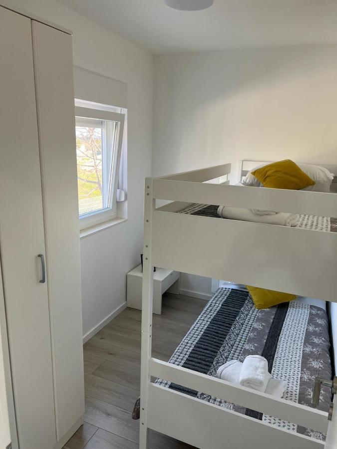Апартаменты Apartman Ana Crno Экстерьер фото