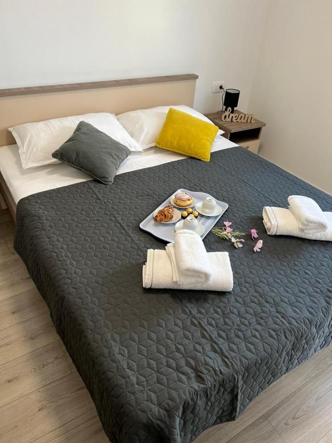 Апартаменты Apartman Ana Crno Экстерьер фото